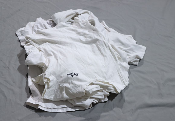 White T-Shirt Wiper